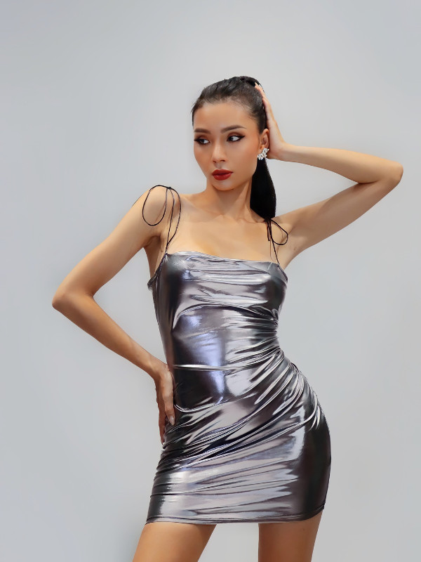 ĐẦM DÁNG DÀI HỞ LƯNG SỢI DỆT