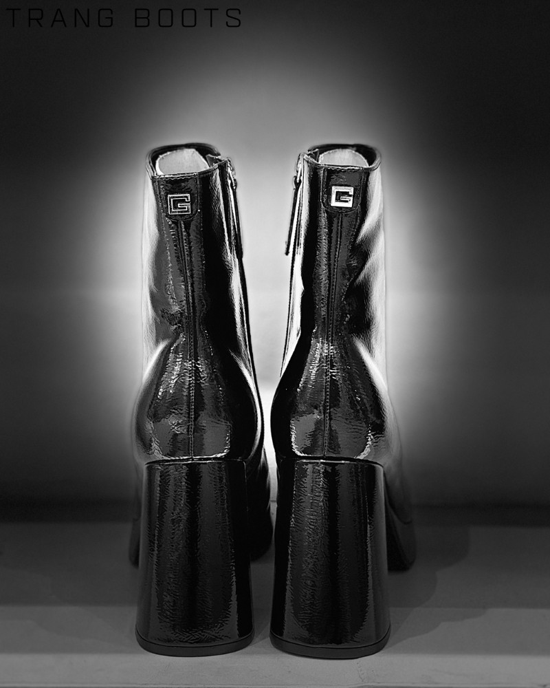 PLATFORM BOOTS GUESS