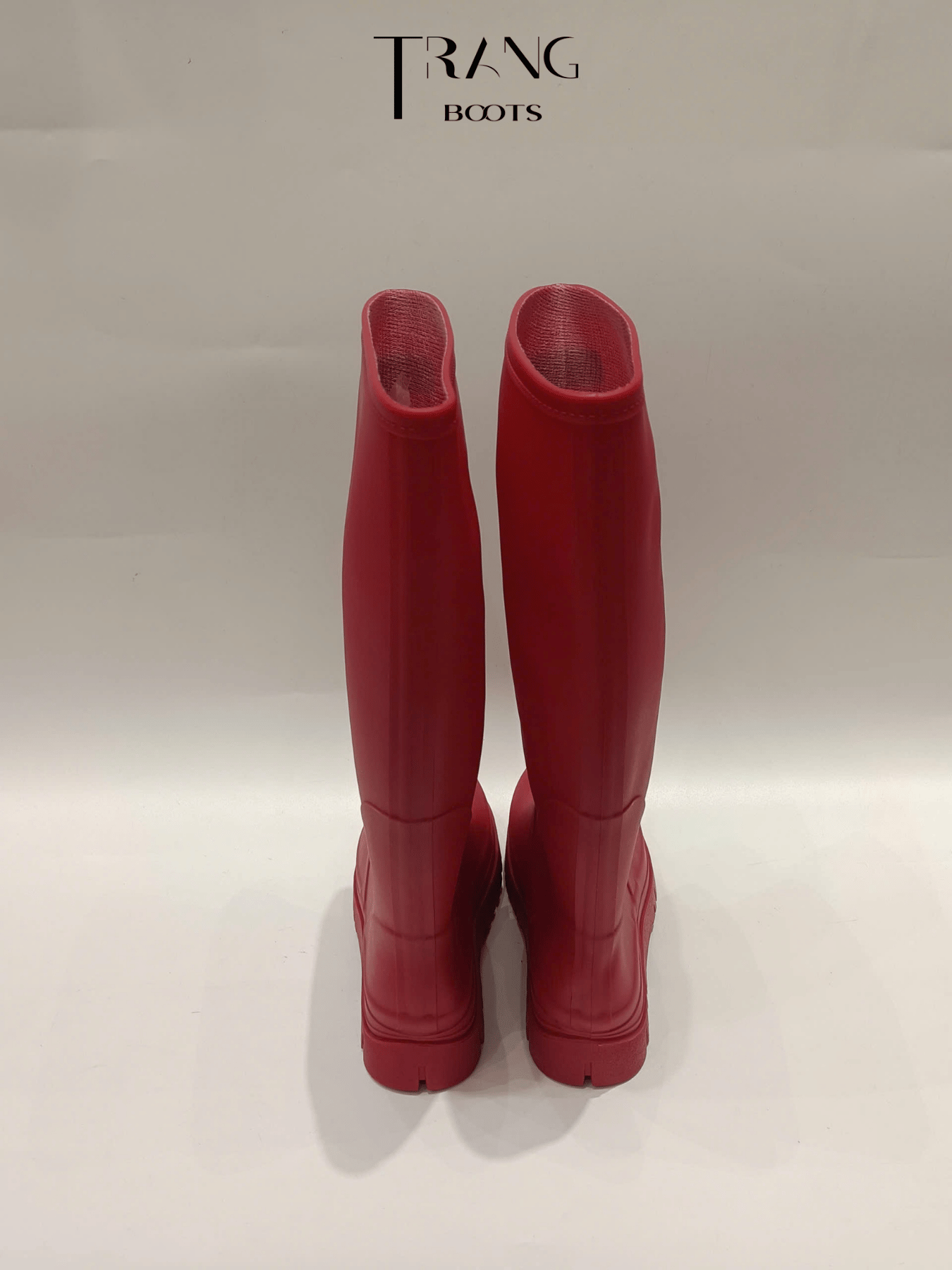 CRIMSON TALL RAIN BOOTS - ỦNG CAO SU CỔ CAO MÀU ĐỎ