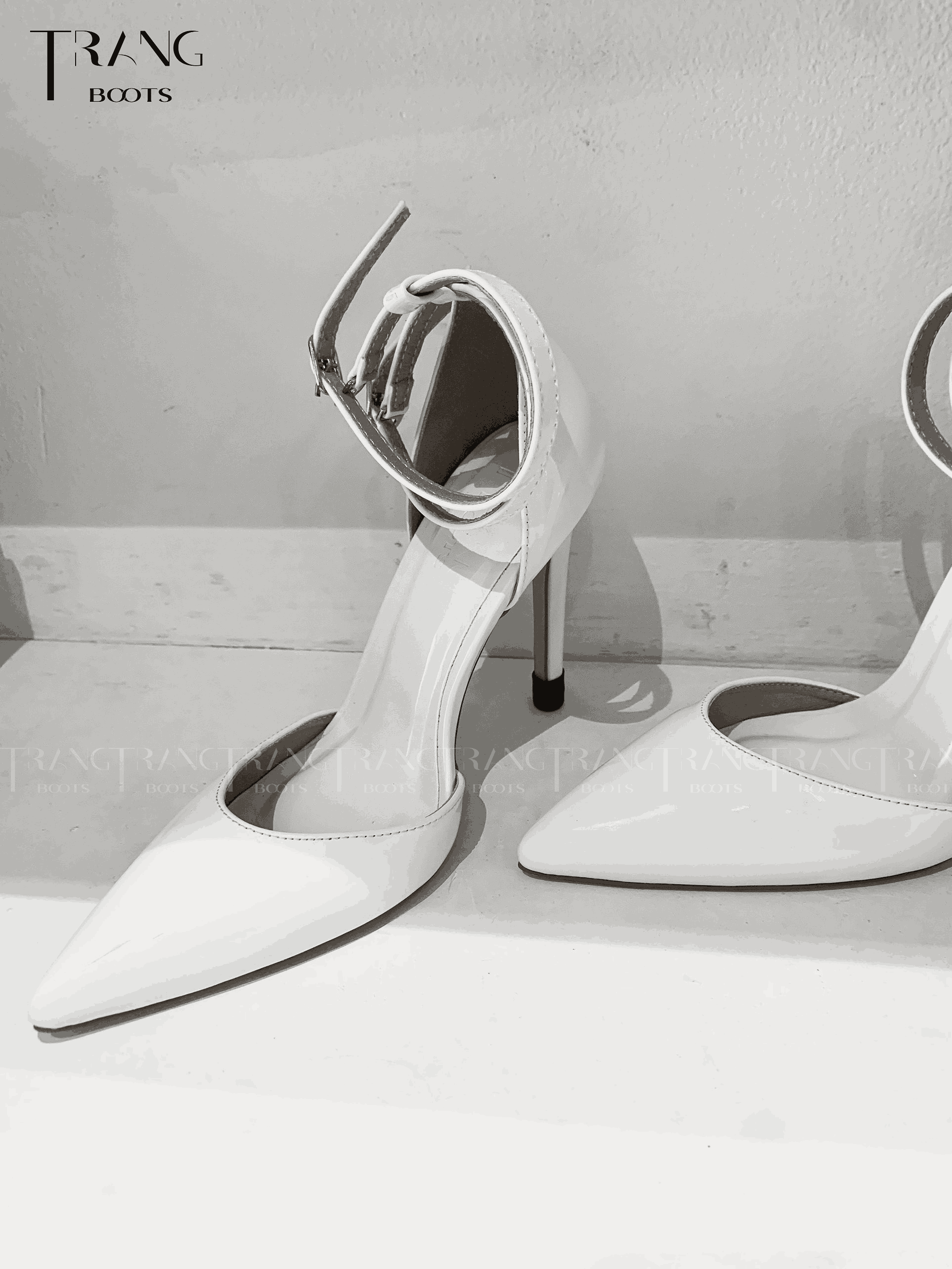 GIÀY CAO GÓT MŨI NHỌN QUEEN PHIÊN BẢN 2.0 TRẮNG