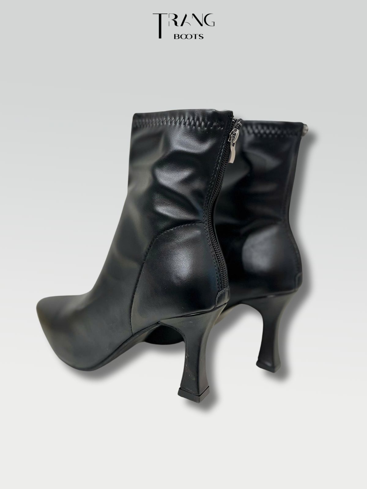 ANKLE BOOTS GÓT NHỌN DA MỜ MÀU TRẮNG KEM