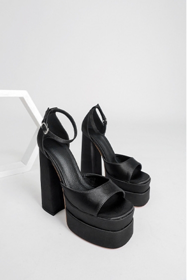 GIÀY CAO GÓT ĐẾ ĐÚP HỞ MŨI QUAI GÀI