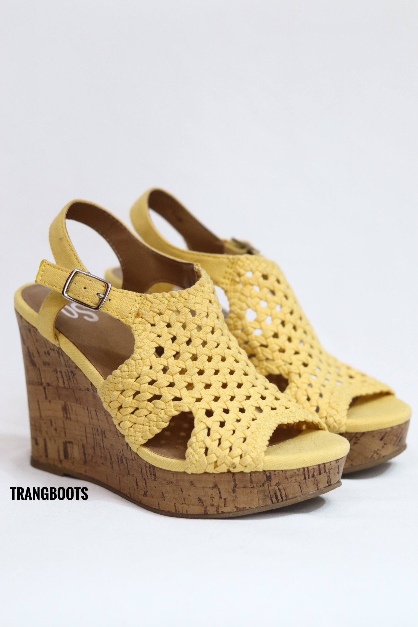 GIÀY CAO GÓT MŨI TRÒN QUAI CÀI ĐẾ XUỒNG