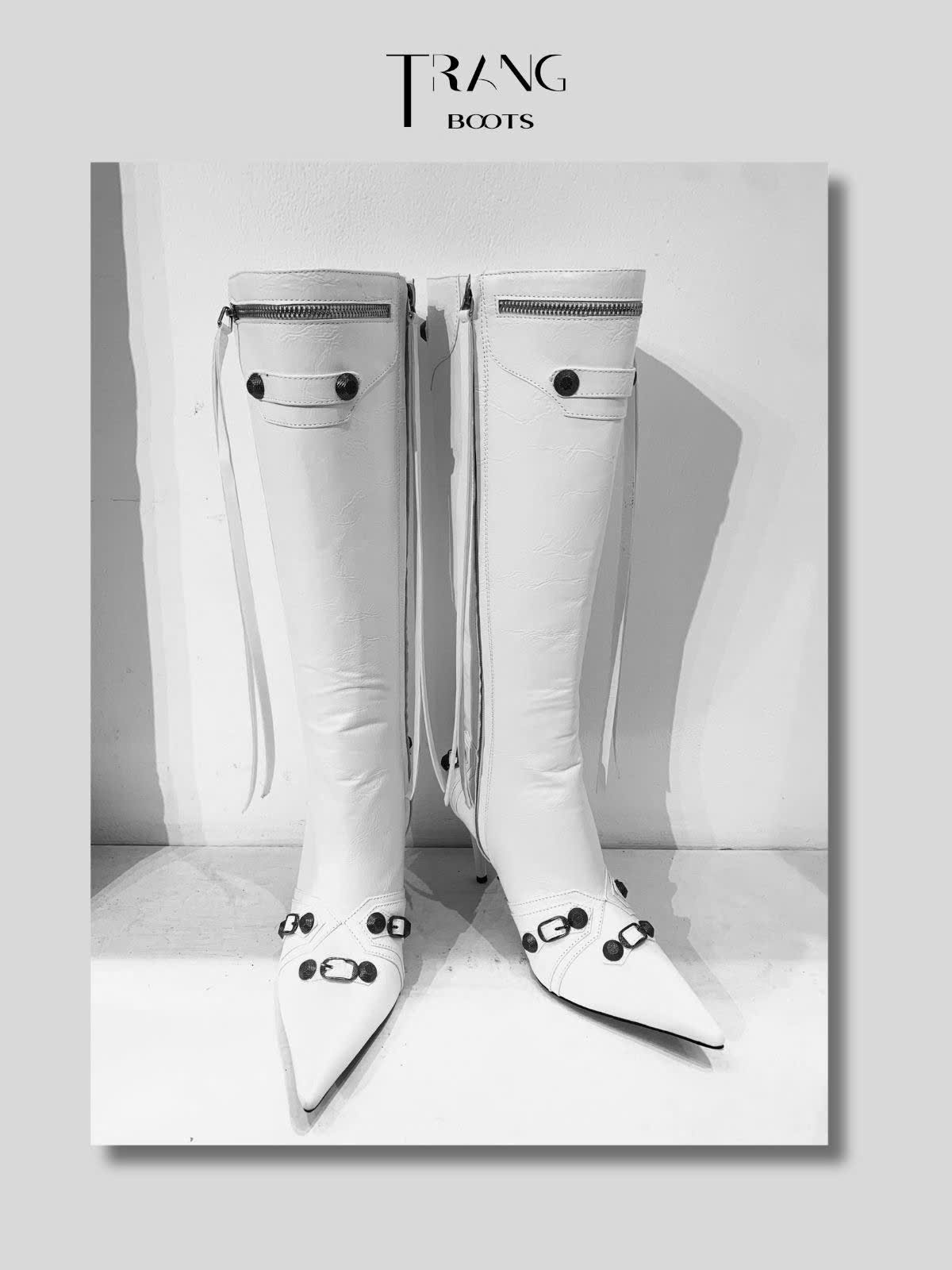 KNEE BOOTS MŨI NHỌN ĐÍNH ĐÁ CÁ TÍNH
