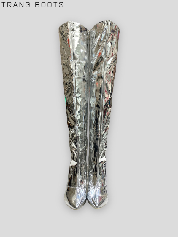 OVER KNEE BOOTS DA BÓNG GÓT NHỌN - BẠC