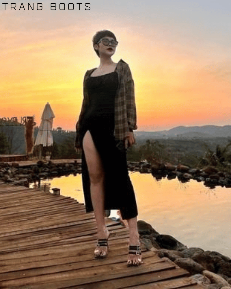 CAO GÓT MŨI VUÔNG BỐN QUAI NGANG GÓT LY