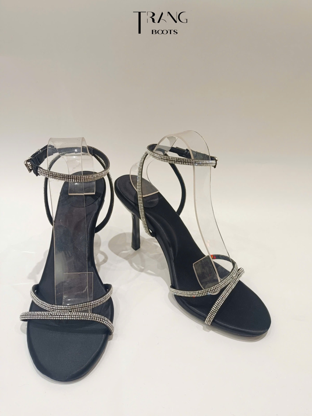 BLUSH - LADY ÉLAN CAO GÓT QUAI CỔ CHÂN ĐÍNH ĐÁ 10CM