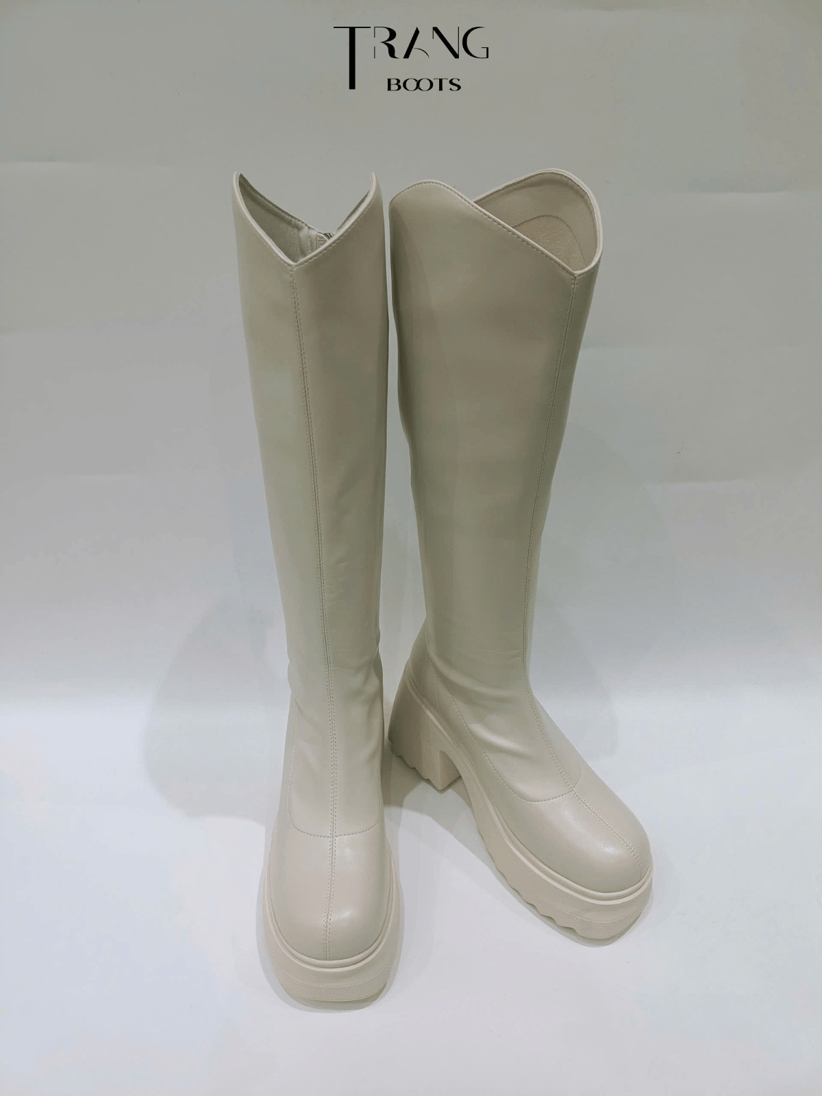 KNEE BOOTS PLATFORM CỔ V