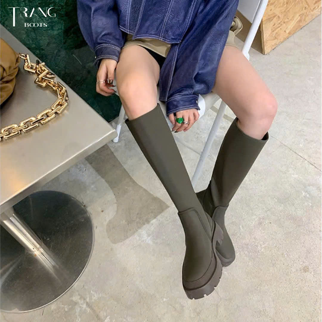FASHION RUBBERISED BOOTS - BOOTS ỦNG GỐI THỜI TRANG CAO SU