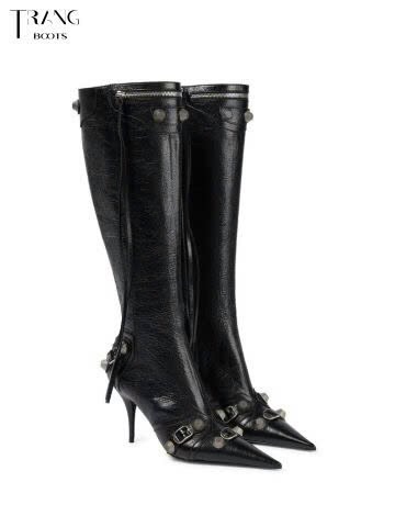 KNEE BOOTS MŨI NHỌN ĐÍNH ĐÁ CÁ TÍNH MÀU ĐEN