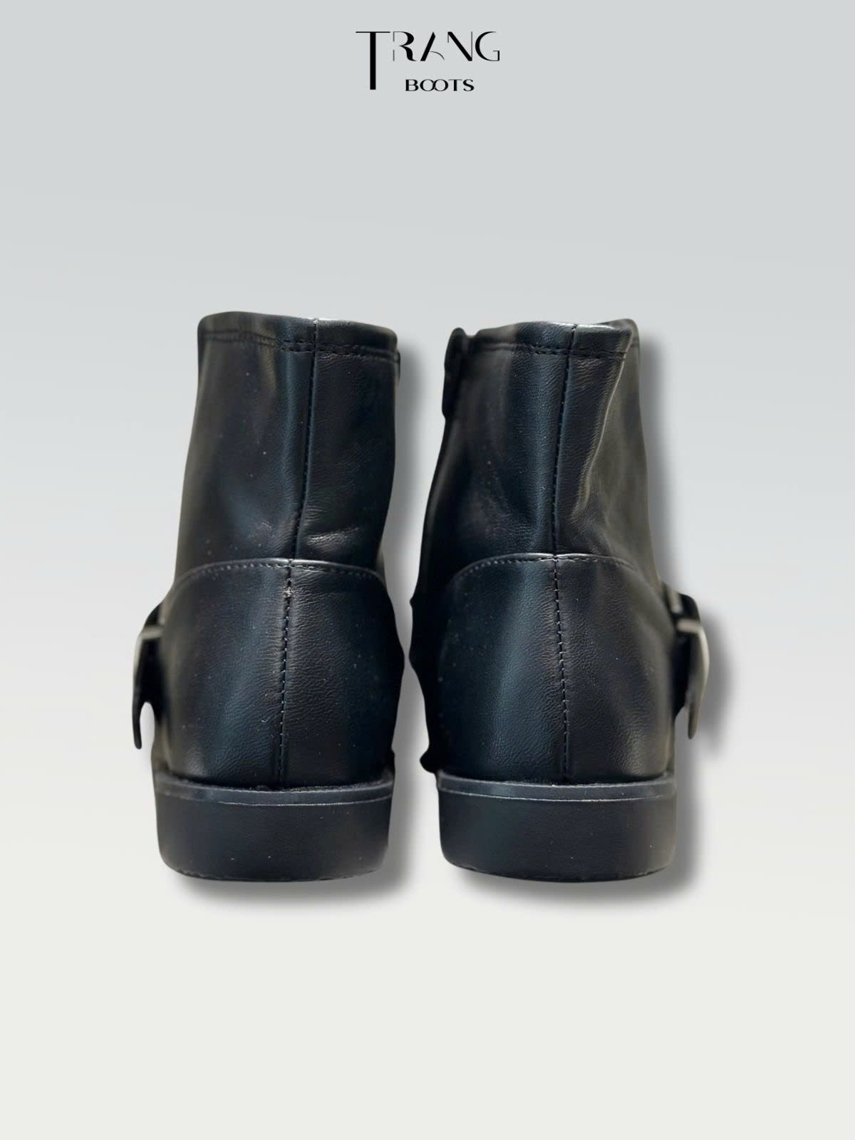 BOOTS TRẺ EM CỔ NGẮN ĐÍNH HỌA TIẾT KHÓA