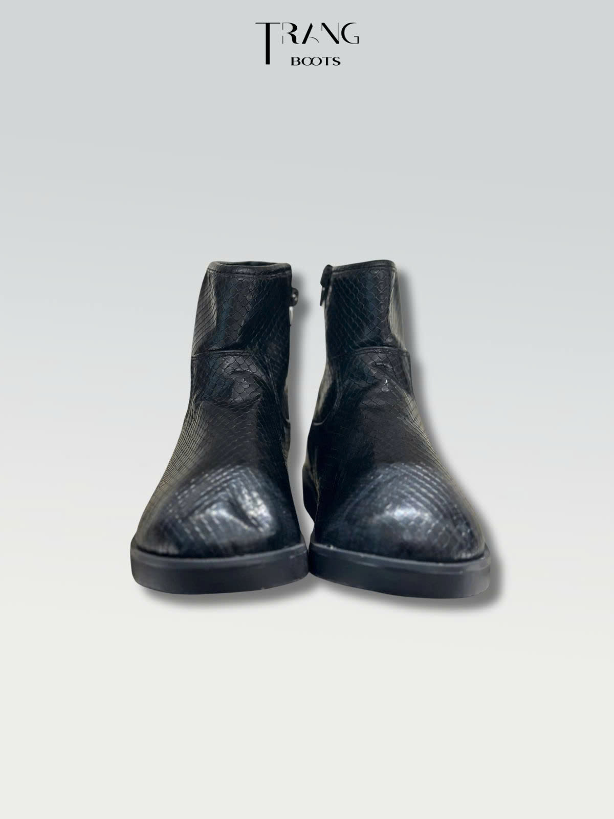 BOOTS TRẺ EM CỔ NGẮN VÂN DA RẮN