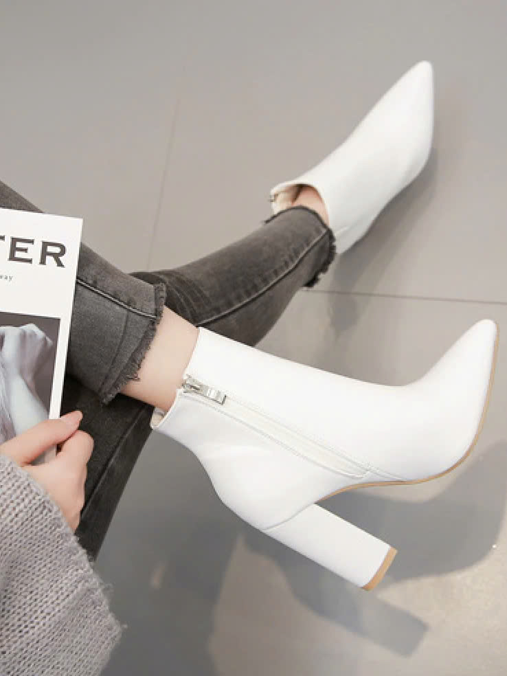 ANKLE BOOTS WHITE - BOOTS CỔ NGẮN GÓT TRỤ MÀU TRẮNG