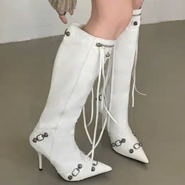 KNEE BOOTS MŨI NHỌN ĐÍNH ĐÁ CÁ TÍNH