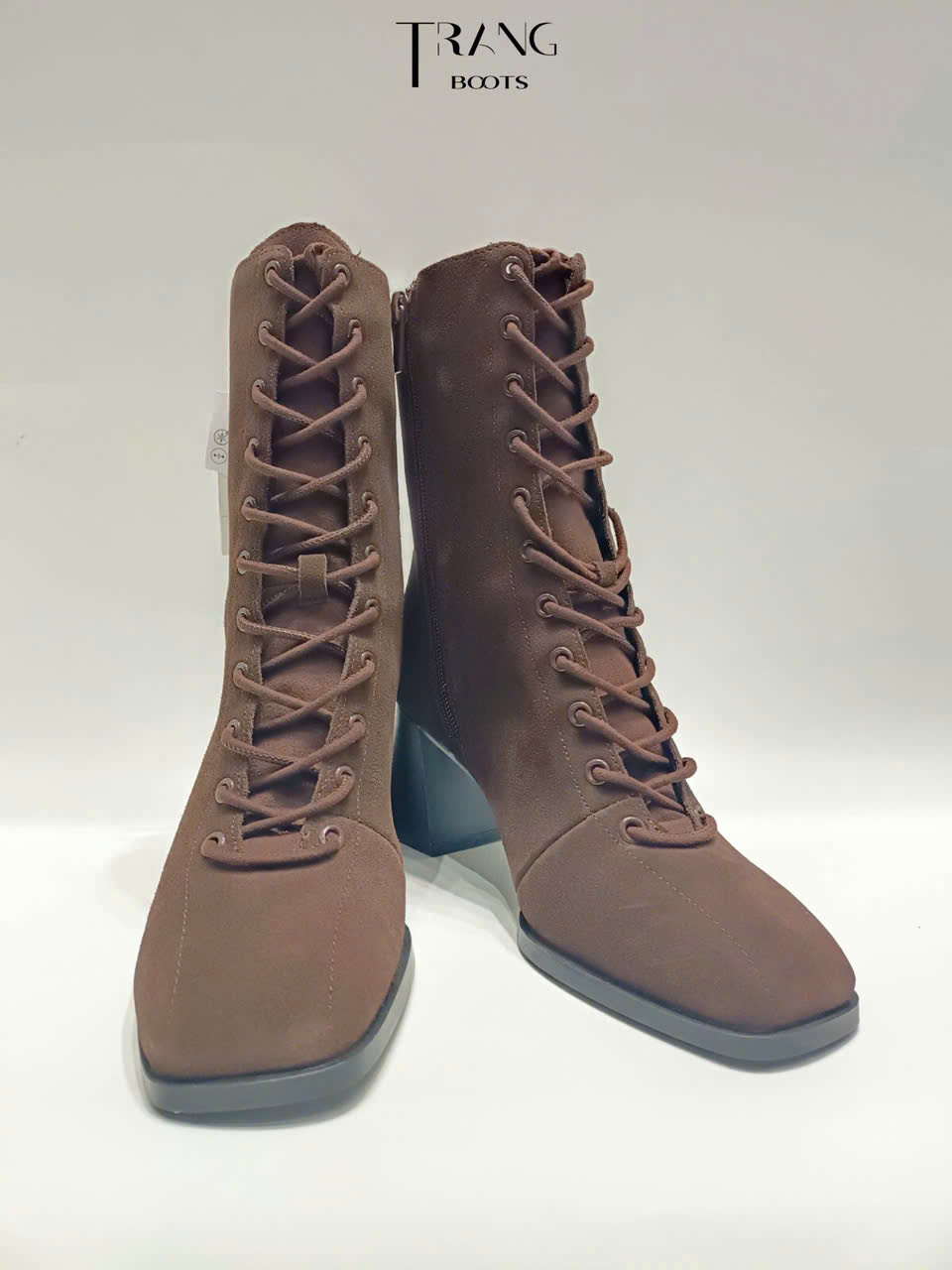 ANKLE BOOTS THẮT DÂY DA LỘN STRADIVARIUS