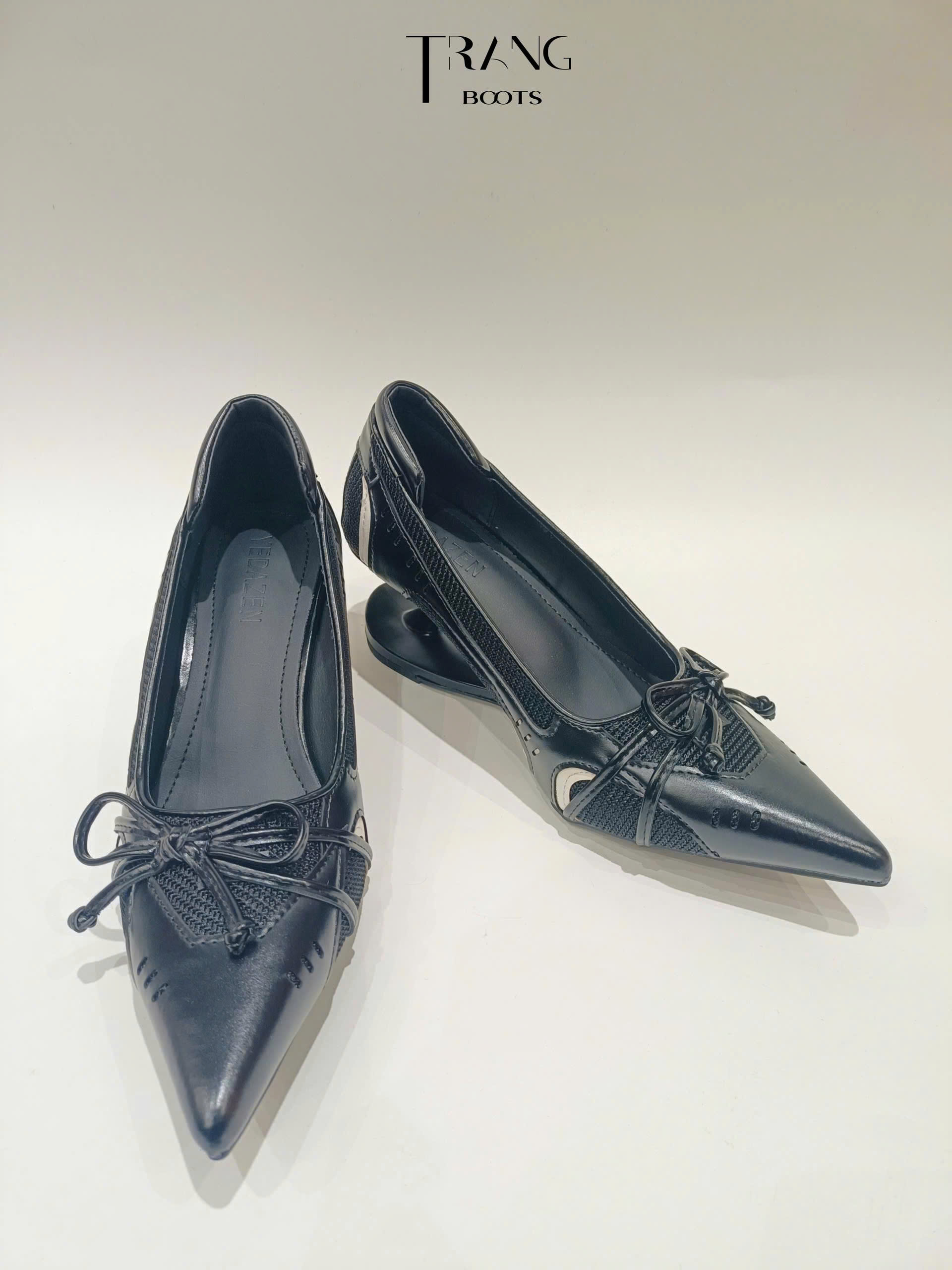 TURBO MUSE - Élan Racing Muse Cao gót mũi nhọn Mary Jane – phong cách sporty ballet cao cấp, gót đặc biệt thời thượng, thiết kế ôm chân thanh mảnh.