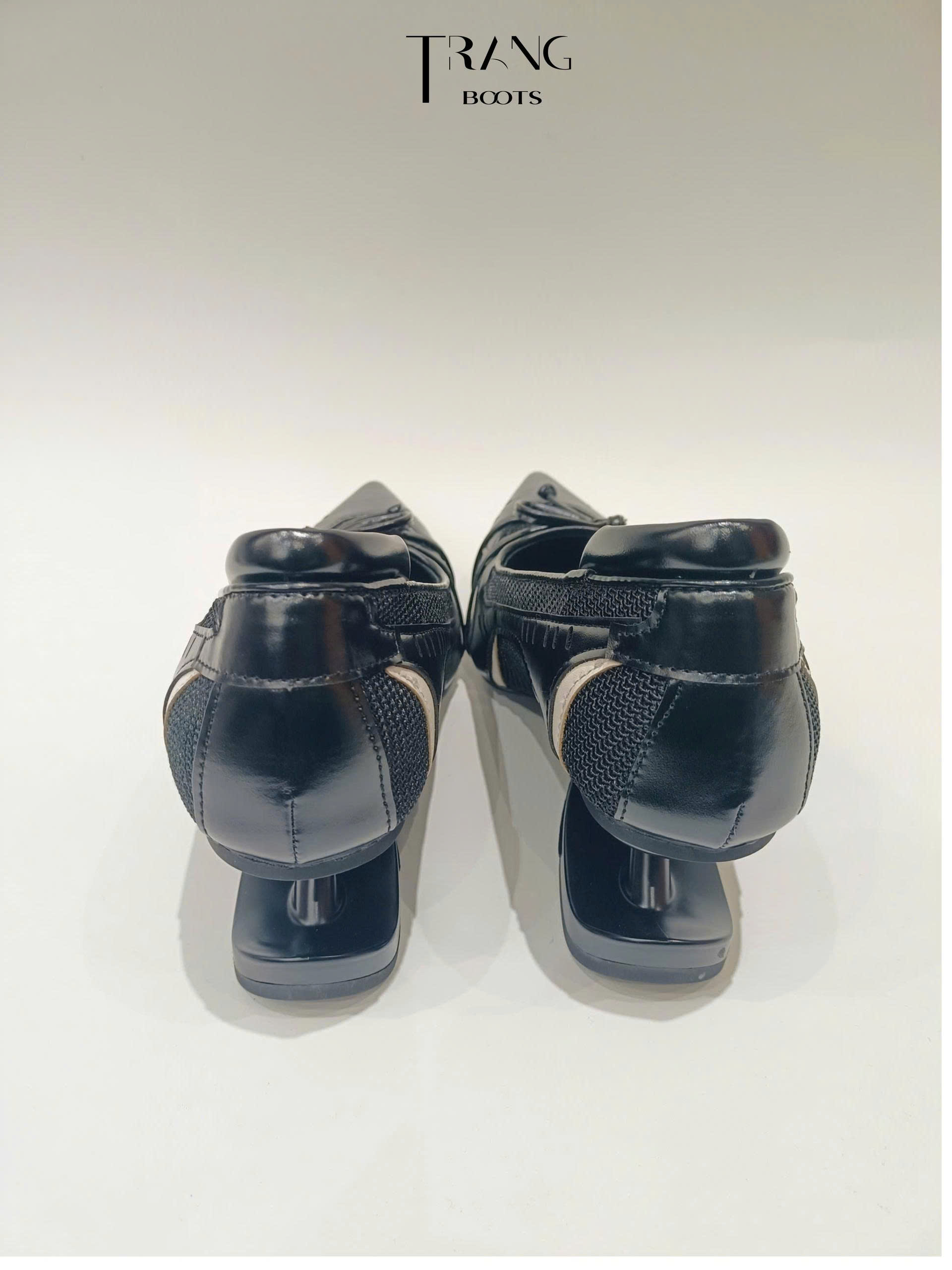 TURBO MUSE - Élan Racing Muse Cao gót mũi nhọn Mary Jane – phong cách sporty ballet cao cấp, gót đặc biệt thời thượng, thiết kế ôm chân thanh mảnh.