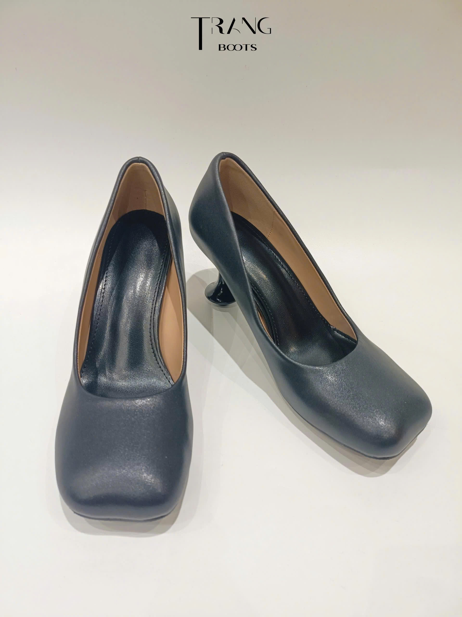 NOIR - LADY ÉLAN - Giày cao gót Mary Jane mũi tròn – thiết kế miệng nông thanh lịch