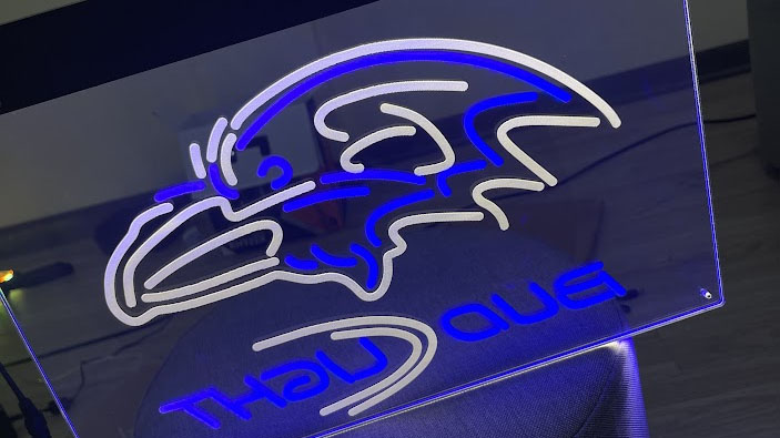 ĐÈN MICA KHẮC TREO TƯỜNG