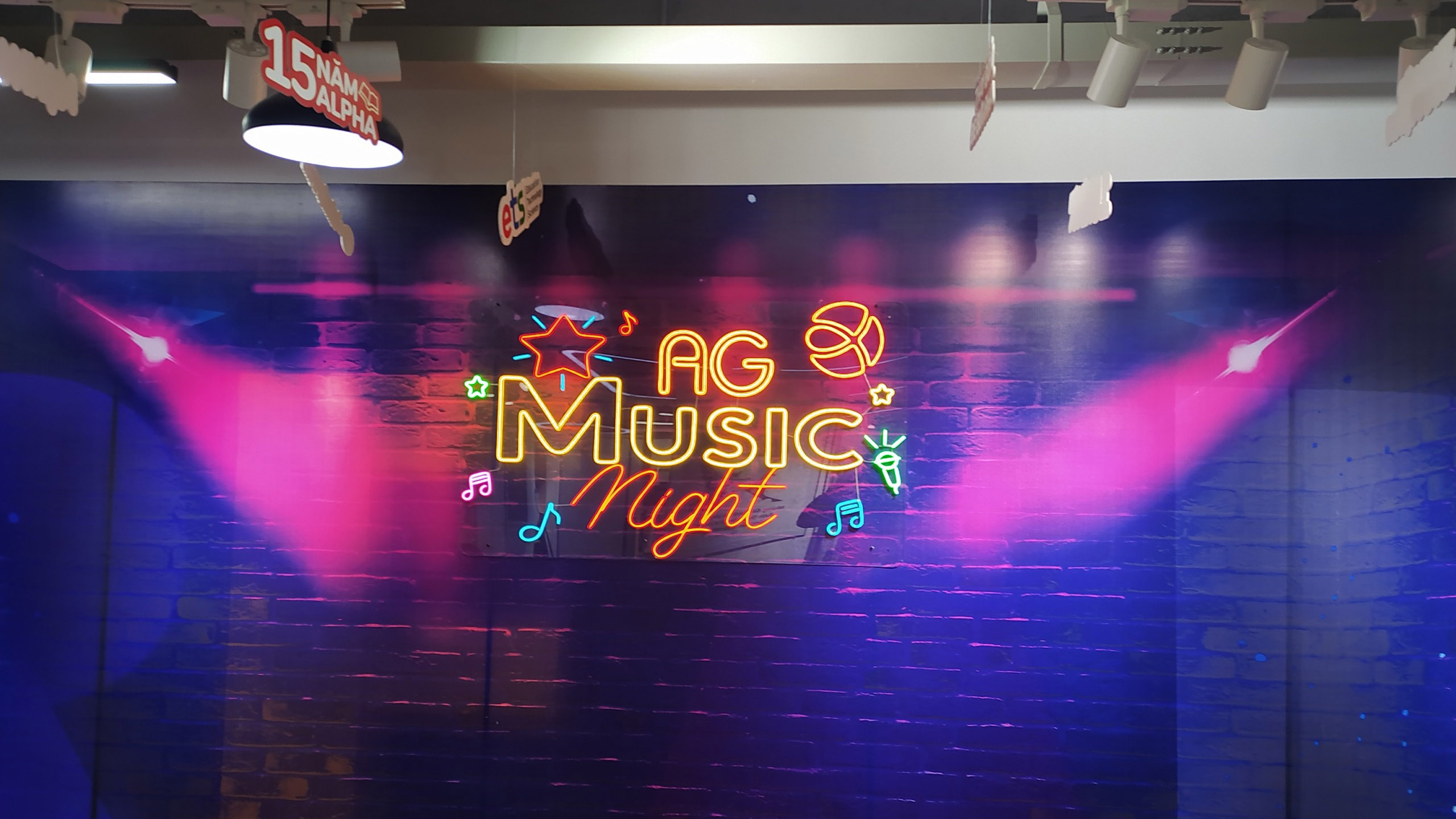 EVENT NEON SIGNS