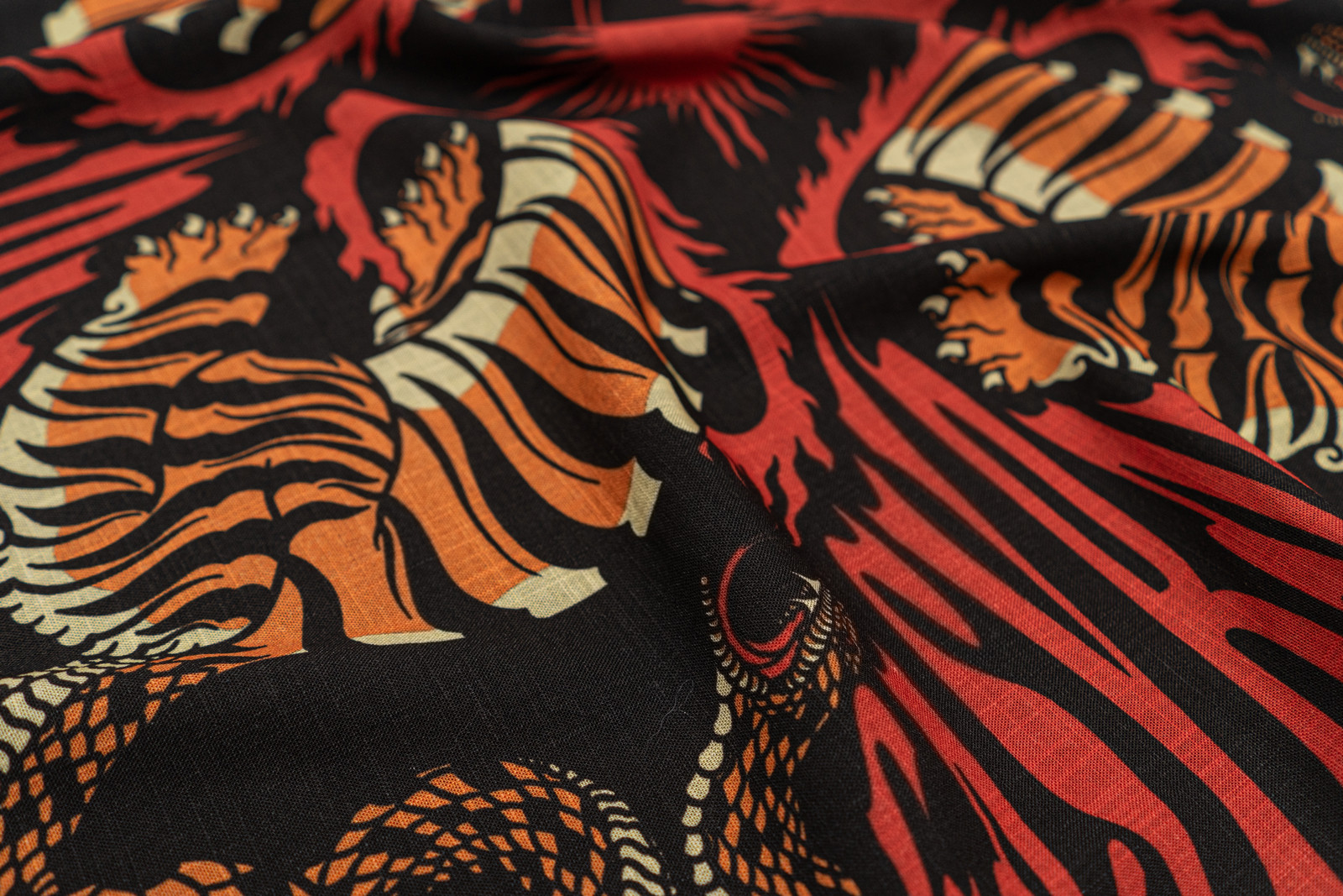 Bandana "Đuôi Lọt"