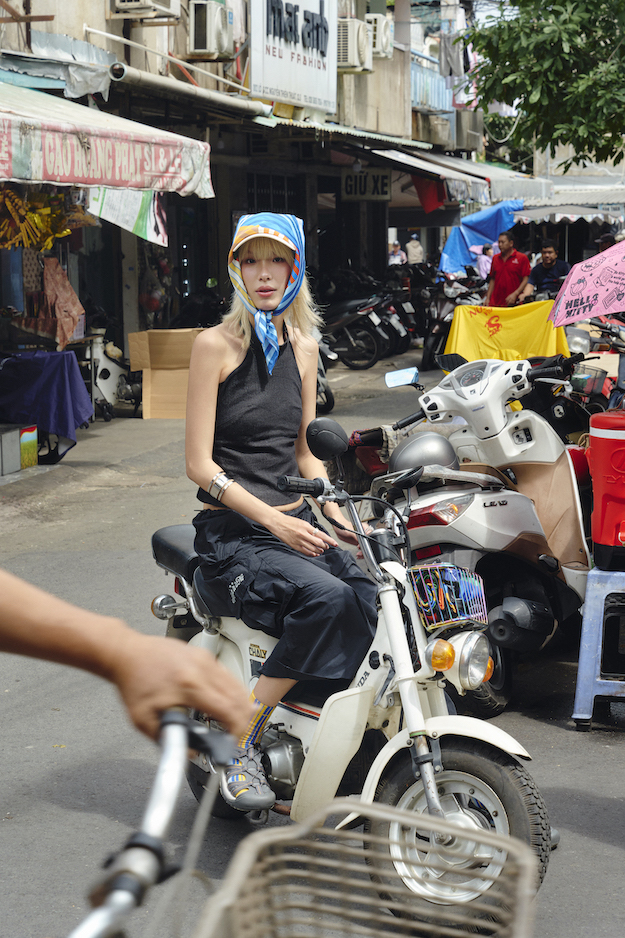 Khăn Lụa Bạtdana