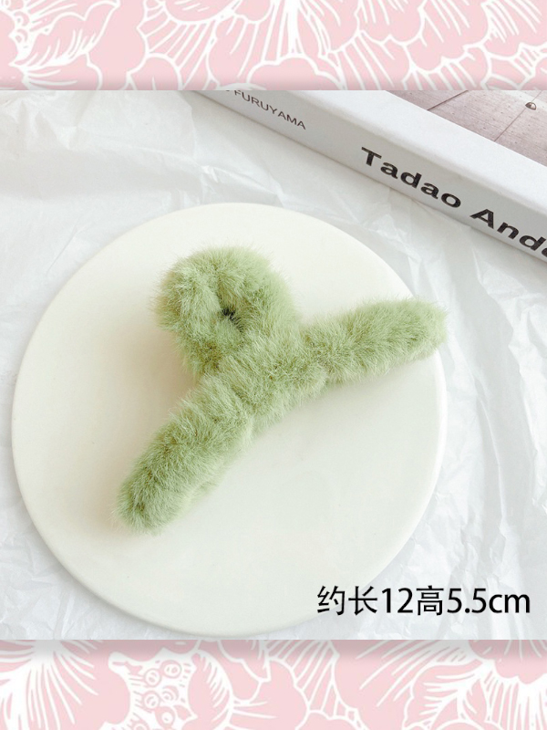 KẸP TÓC PHỦ LÔNG ĐỄ THƯƠNG THỜI TRANG THU ĐÔNG