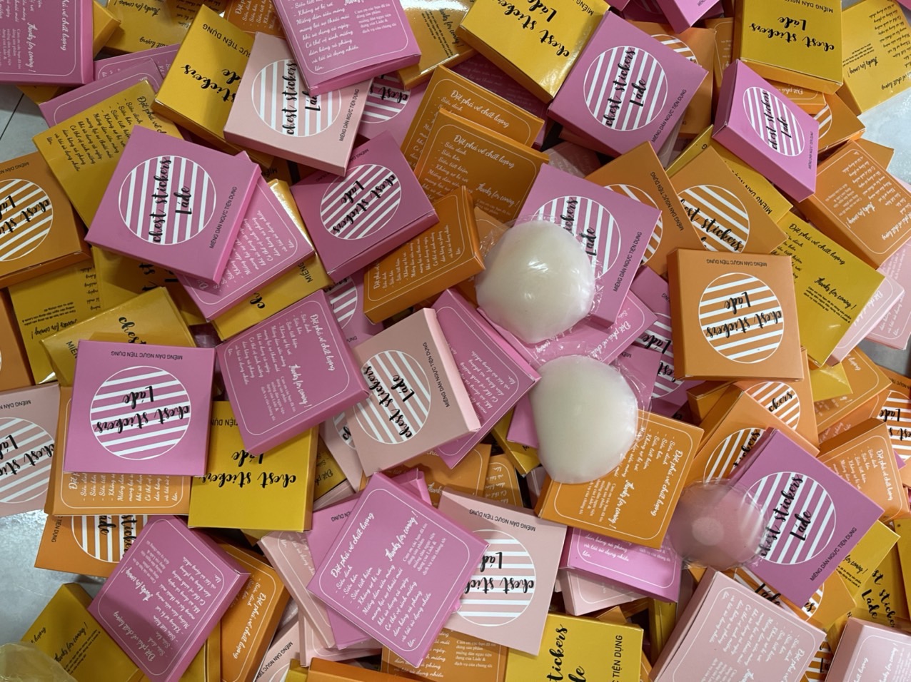 XẢ LÔ HỘP MIẾNG DÁN TI NHIỀU MÀU