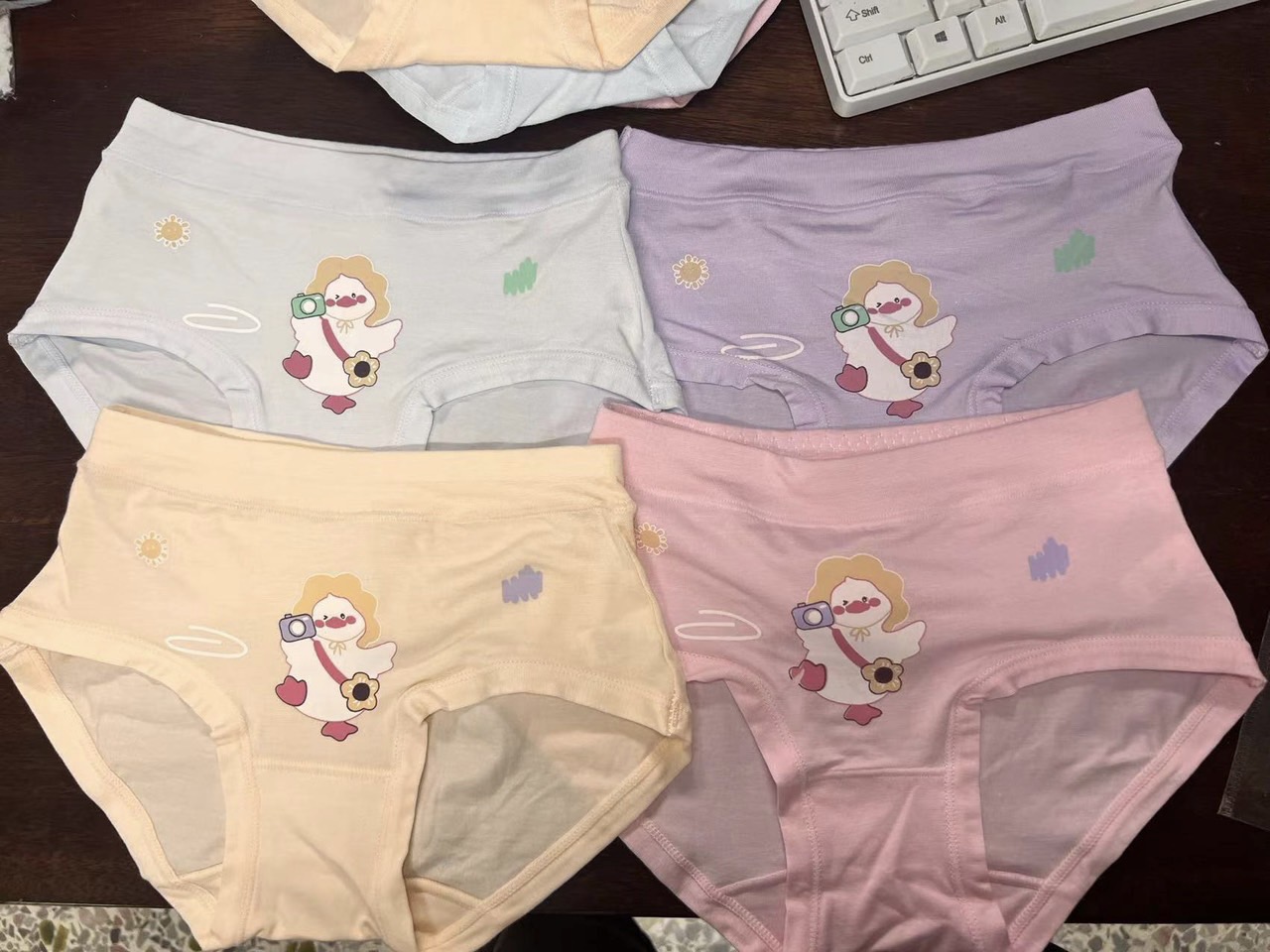 QUẦN COTTON TAM GIÁC BÉ GÁI NHIỀU HÌNH