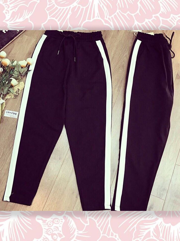 QUẦN LEGGING KẺ SỌC TRẮNG