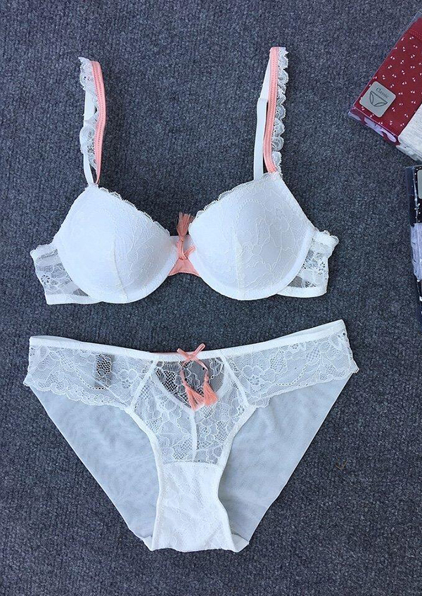 BỘ ĐỒ LÓT LOVE EYES NƠ #6036