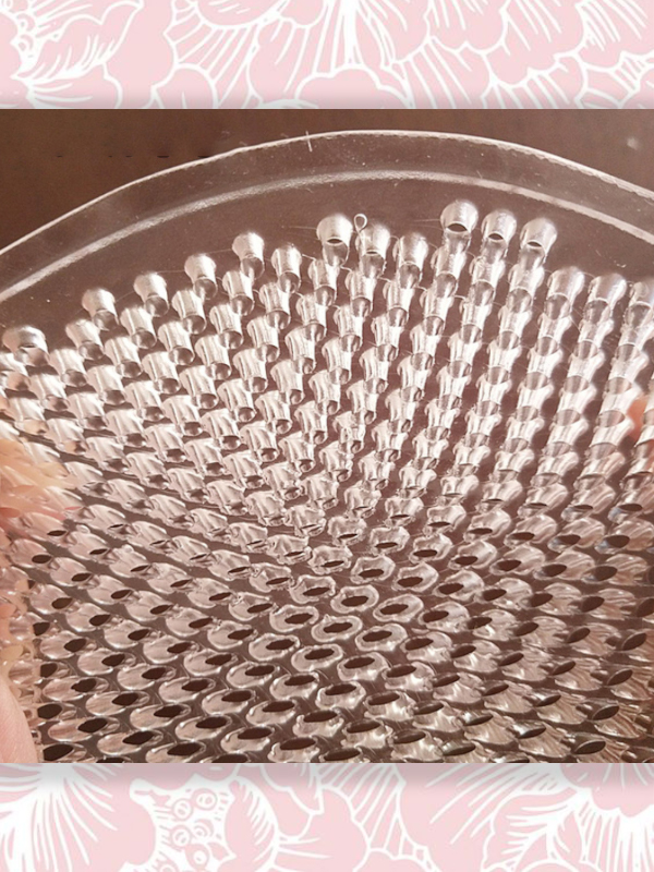 CẶP ĐỘN SILICONE TỔ ONG THẦN THÁNH