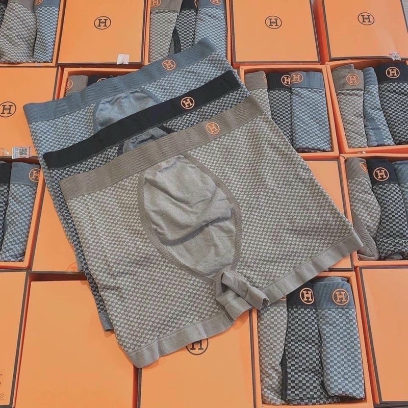 SỊP ĐÙI HỘP HM