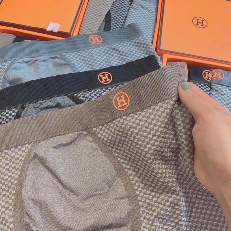 SỊP ĐÙI HỘP HM