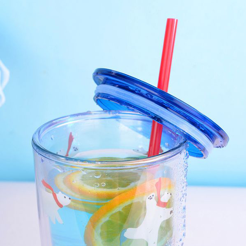 Cốc nhựa có nắp