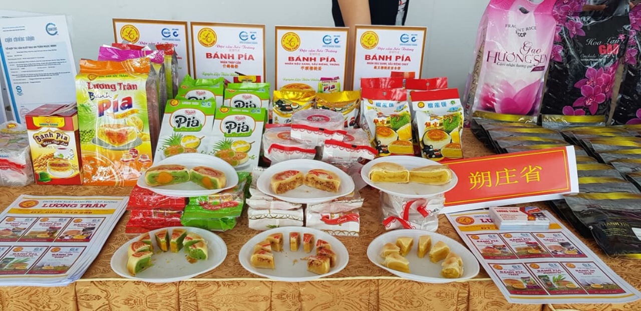 bánh pía lạp xưởng lương trân triển lãm Sóc Trăng