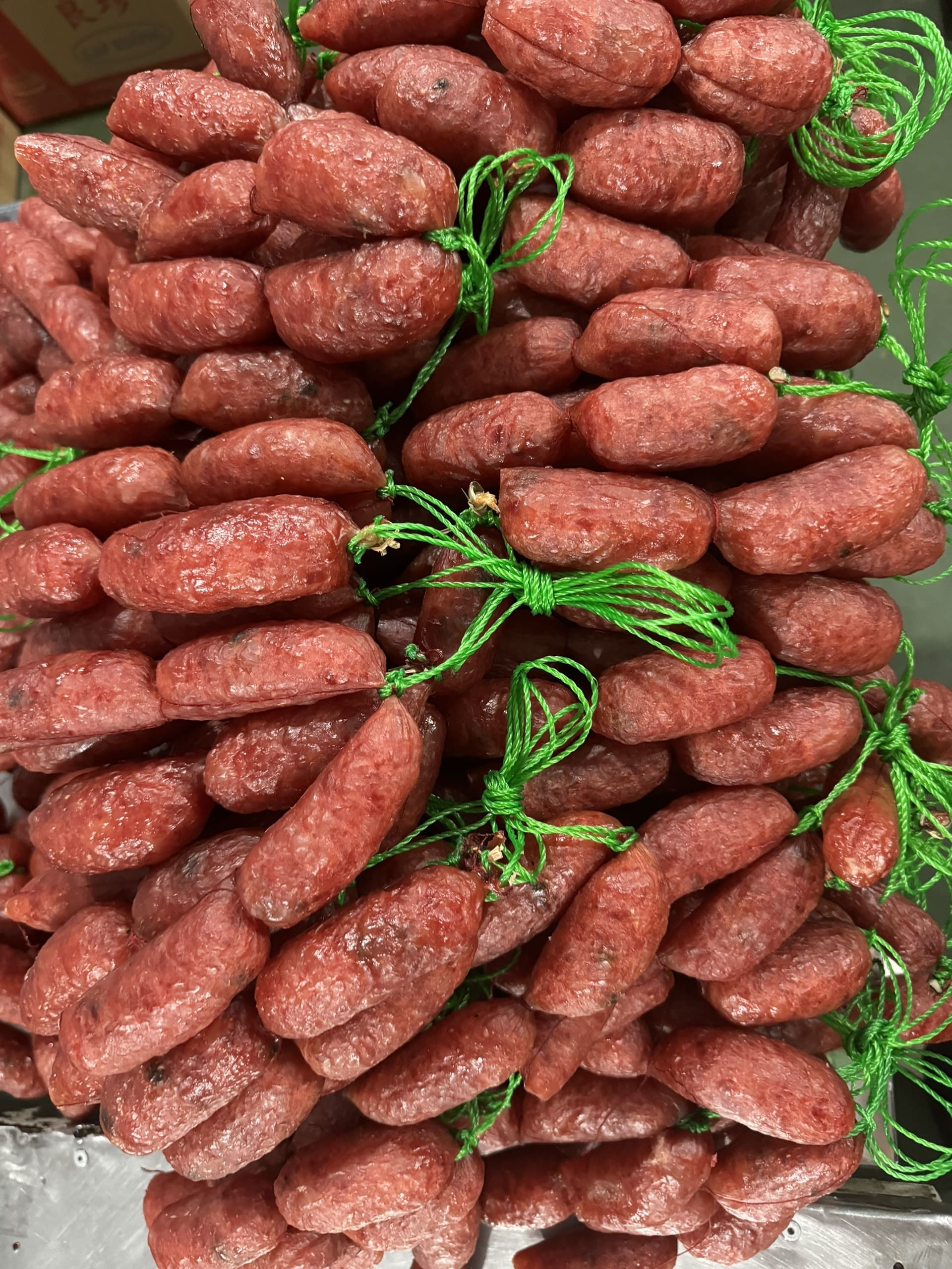 Lạp xưởng tươi Lương Trân loại đặc biệt 500gram