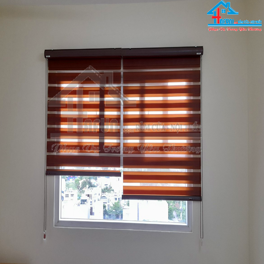 Các Mẫu Rèm Cầu Vồng Cao Cấp RCV0019