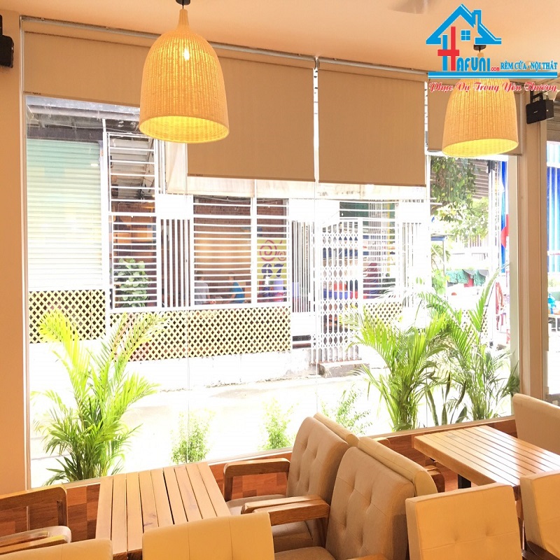Các Mẫu Rèm Cửa Quán Cà Phê Sang Trọng
