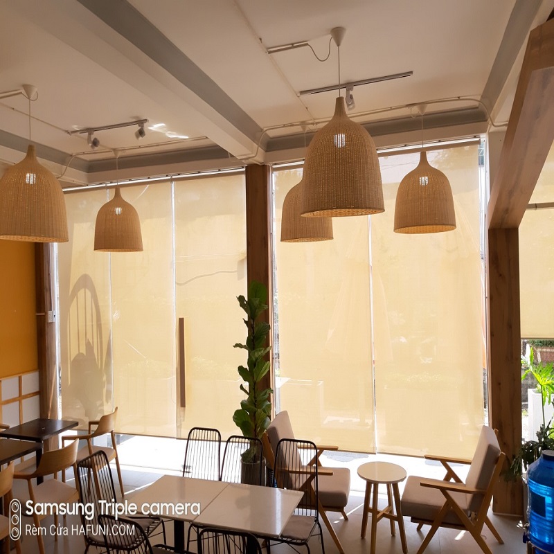 Các Mẫu Rèm Cửa Quán Cà Phê Sang Trọng