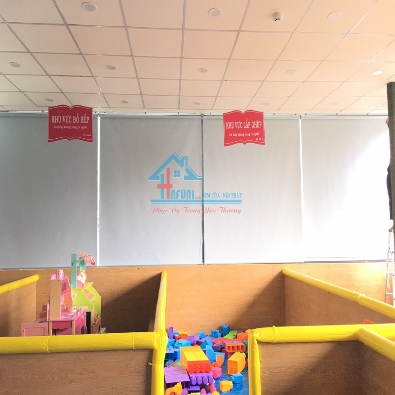 Các Mẫu Rèm Cửa Quán Cà Phê Sang Trọng