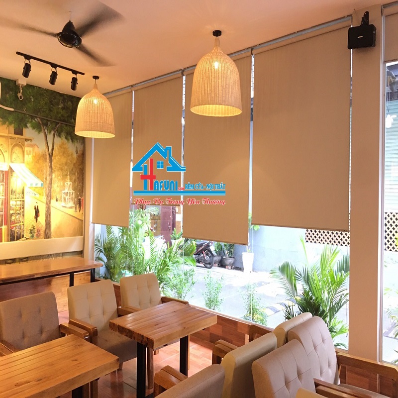 Các Mẫu Rèm Cửa Quán Cà Phê Sang Trọng