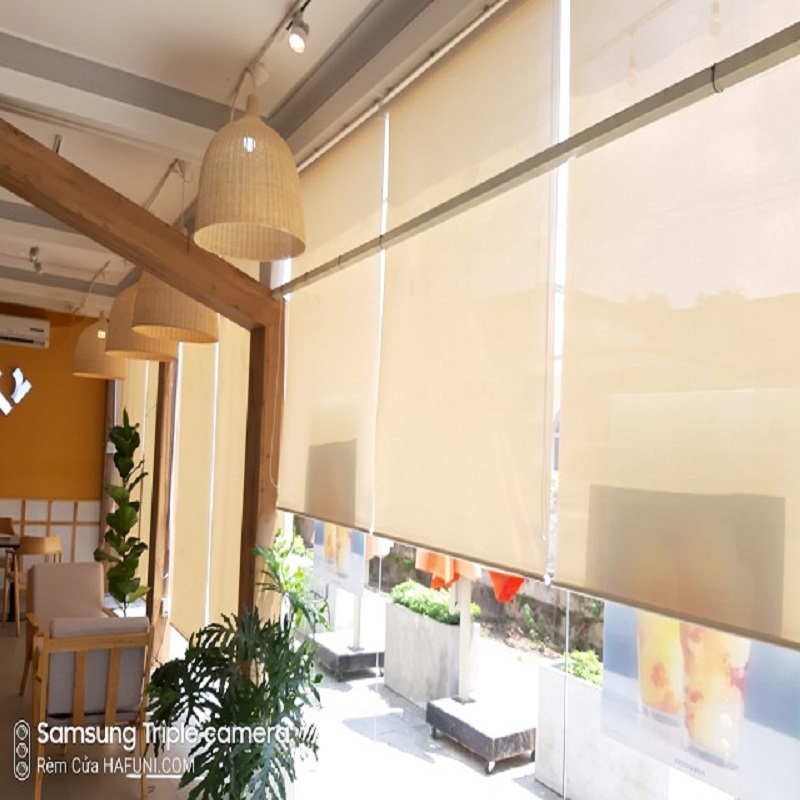 Các Mẫu Rèm Cửa Quán Cà Phê Sang Trọng