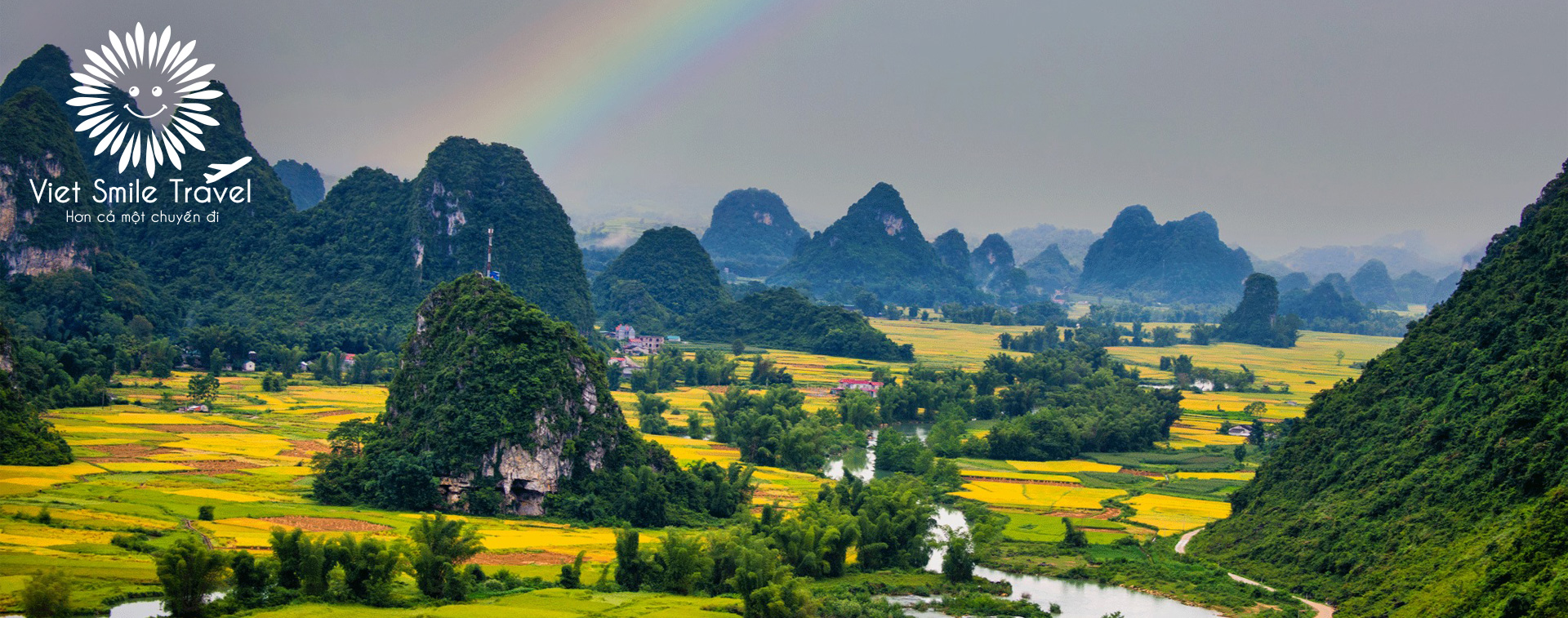 Việt Smile Travel - Hơn cả một chuyến đi