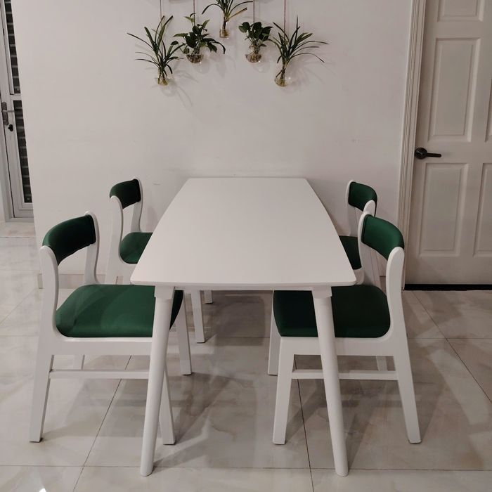 Bộ bàn ăn Bella 1m2 + 4 ghế