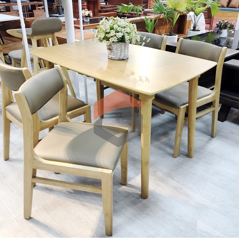 Bộ bàn ăn Bella 1m2 + 4 ghế