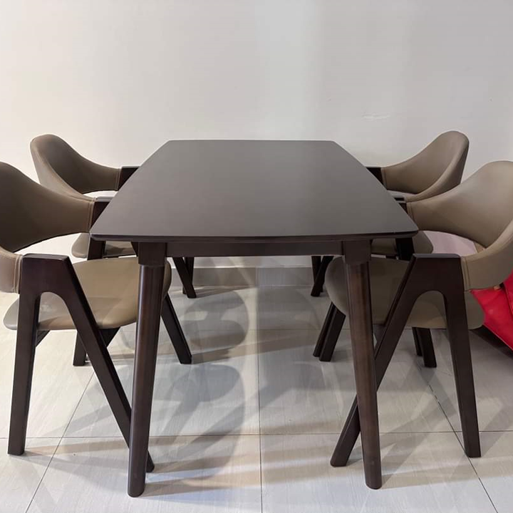 Bộ bàn ăn Chữ A 1m2 + 4 ghế