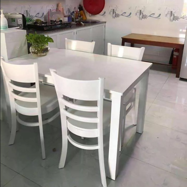 Bộ bàn ăn Cabin 1m2 + 4 ghế