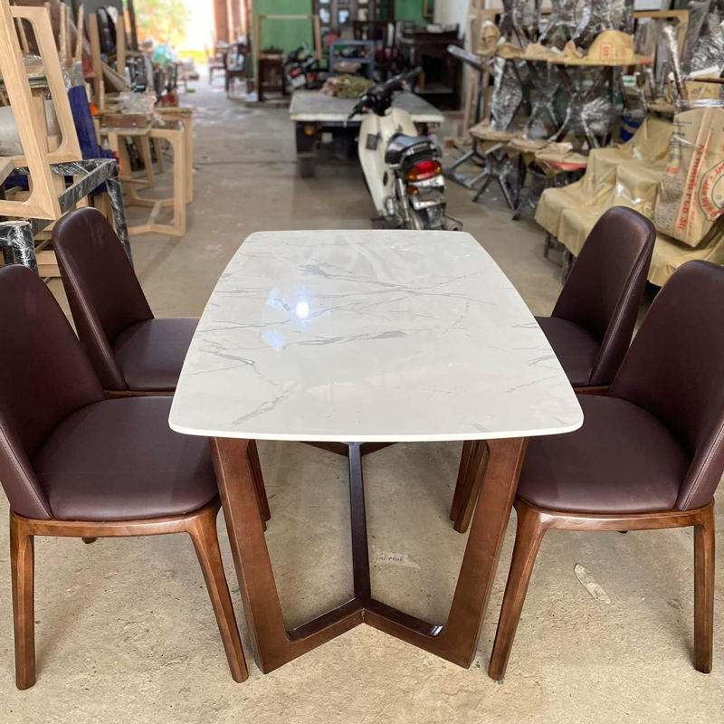 Bộ bàn Concorde mặt đá + 4 ghế Grace không tay