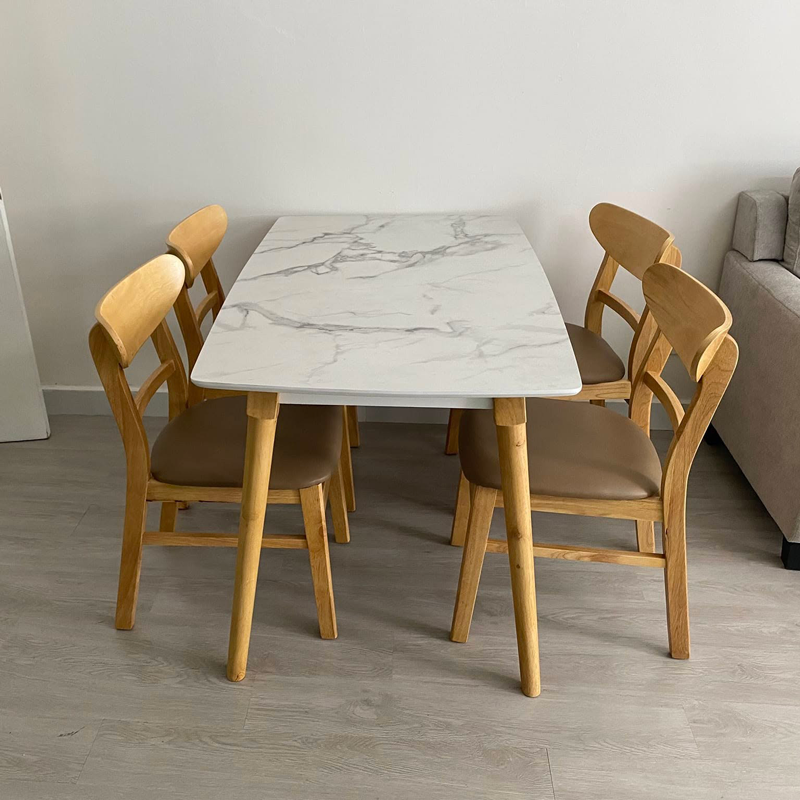 Bộ bàn ăn mặt giả vân đá + 4 ghế Mango